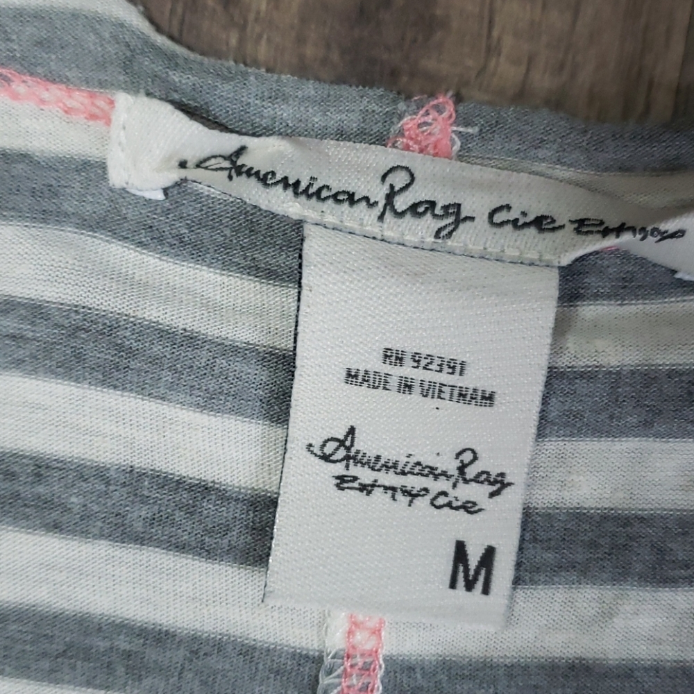 American Rag Top - Picture 2 of 2